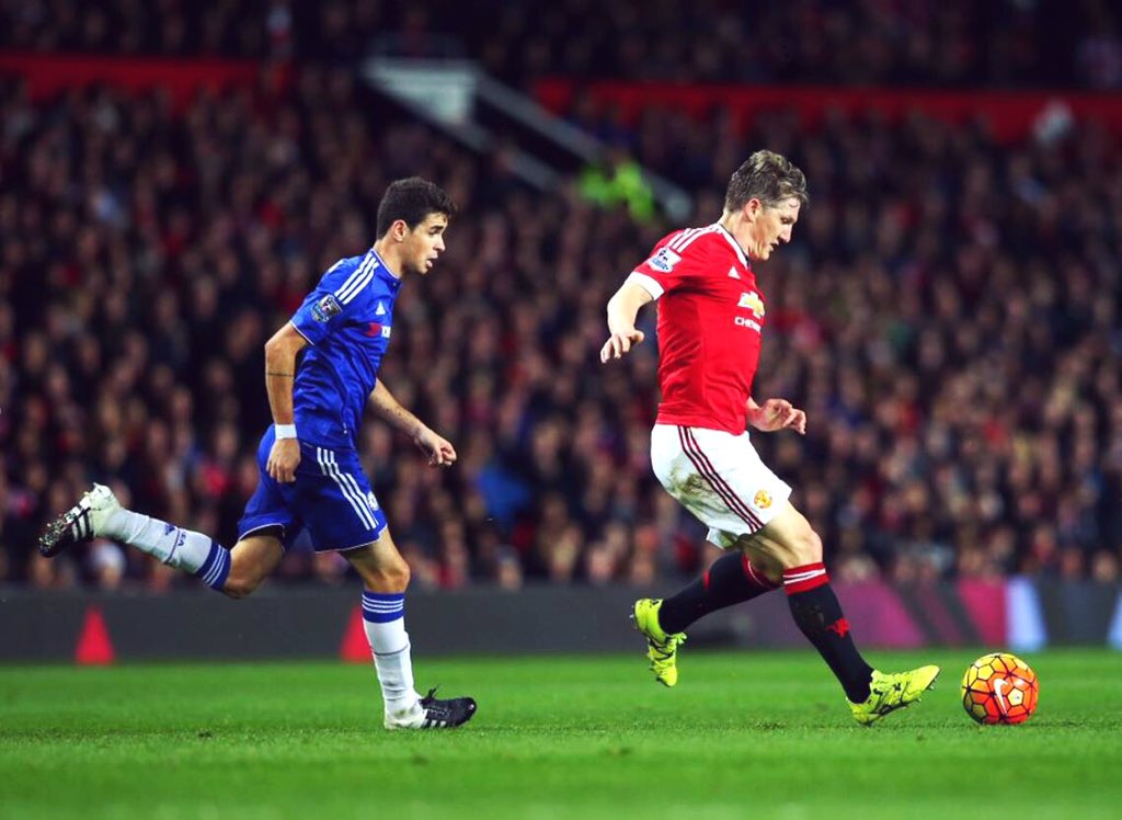 BSchweinsteiger's tweet photo. Let's build on this team performance and keep working hard! #mufc https://t.co/6iGms1pE0M