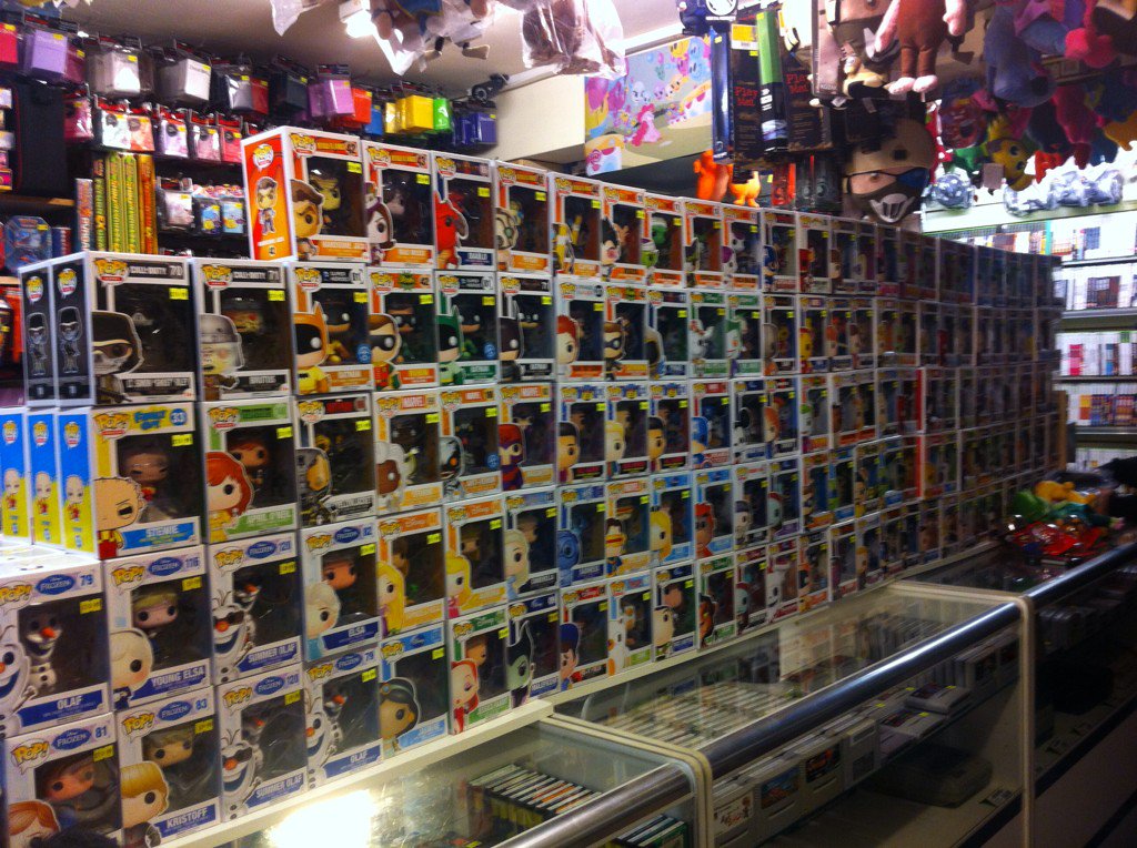 Rewind Collectables tweet media