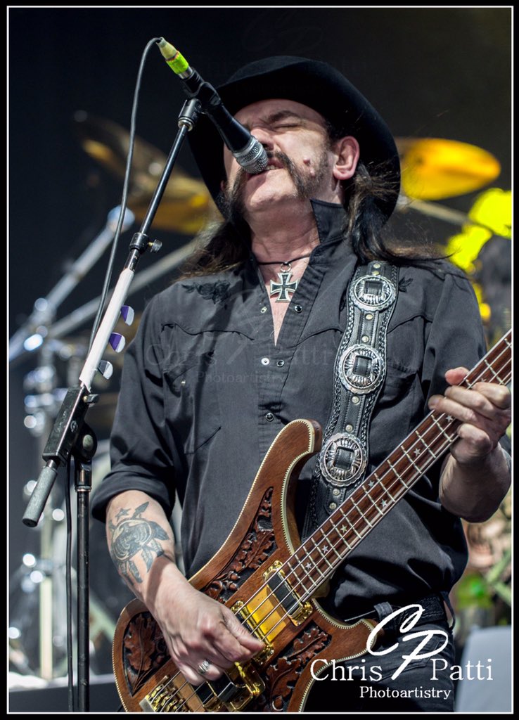 cpphotoartistry's tweet photo. #rip #RIPLemmy #Lemmy @iamlemmy you will be missed sir.. Very honored to meet you and take this picture live https://t.co/hxrWOgzkIV