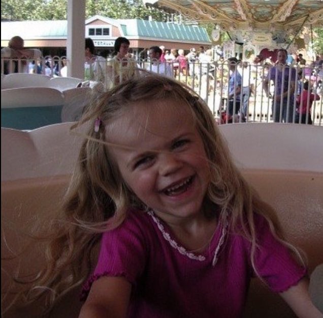 marrelang's tweet photo. #FetusUltraviolets sorry for the bad photo๐
https://t.co/rPPwc4P68H