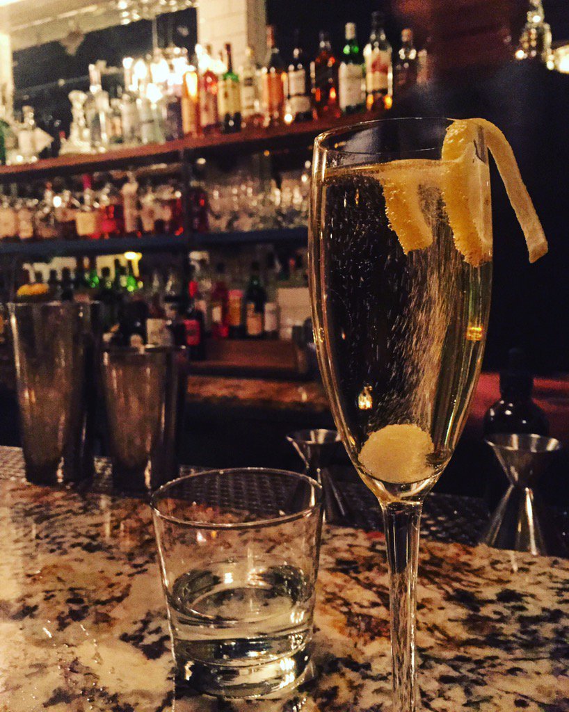 MaudesChicago's tweet photo. Death in the Afternoon, aka the Monday between holidays. (Herbsaint, Sugar, Brut) #maudesays  #maudesliquorbar https://t.co/dUBAQMIjLa