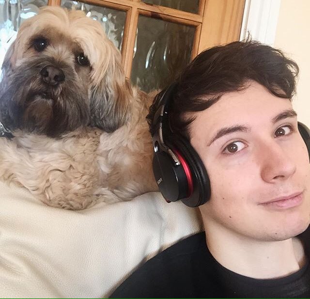 Hobbit hair
Facial hair,
AND A DOG!
THANKS FOR KILLING ME DAN