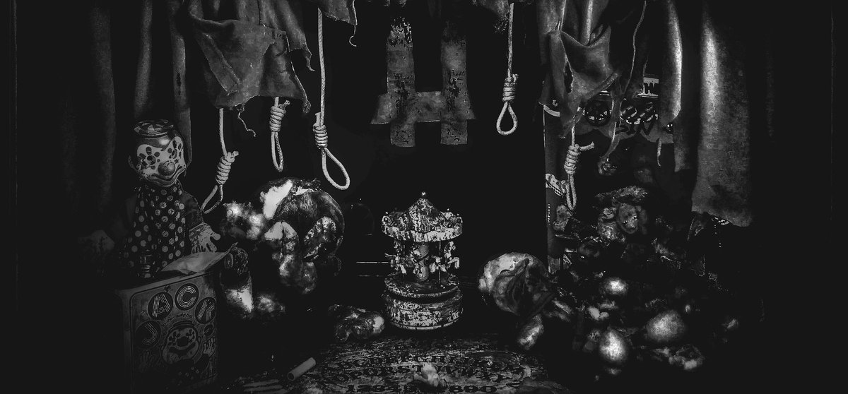 MistaHell's tweet photo. Find us on https://t.co/u8NObSCp2z
Come play with us, join us.
#HellPuppets #punkrock #horror #metal #punk #shock https://t.co/oFWpFOv0nQ