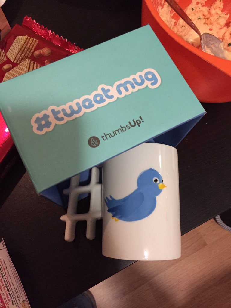 LouDk's tweet photo. Dobu #tweetmug od #SecretSanta! :D https://t.co/UdGzmiMAdI