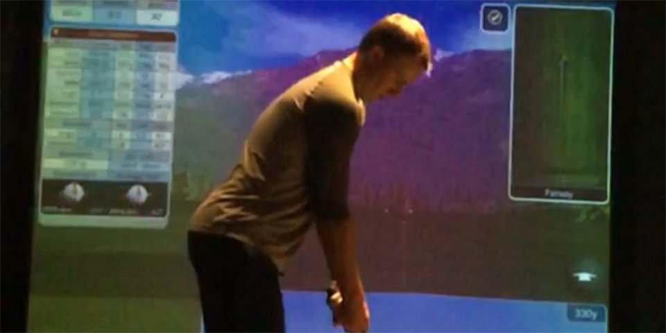 golfweek's tweet photo. ICYMI: Jordan Spieth uses his home simulator to prepare for the new year. https://t.co/ZkB5ZSDJHo https://t.co/SOGgXavk0g