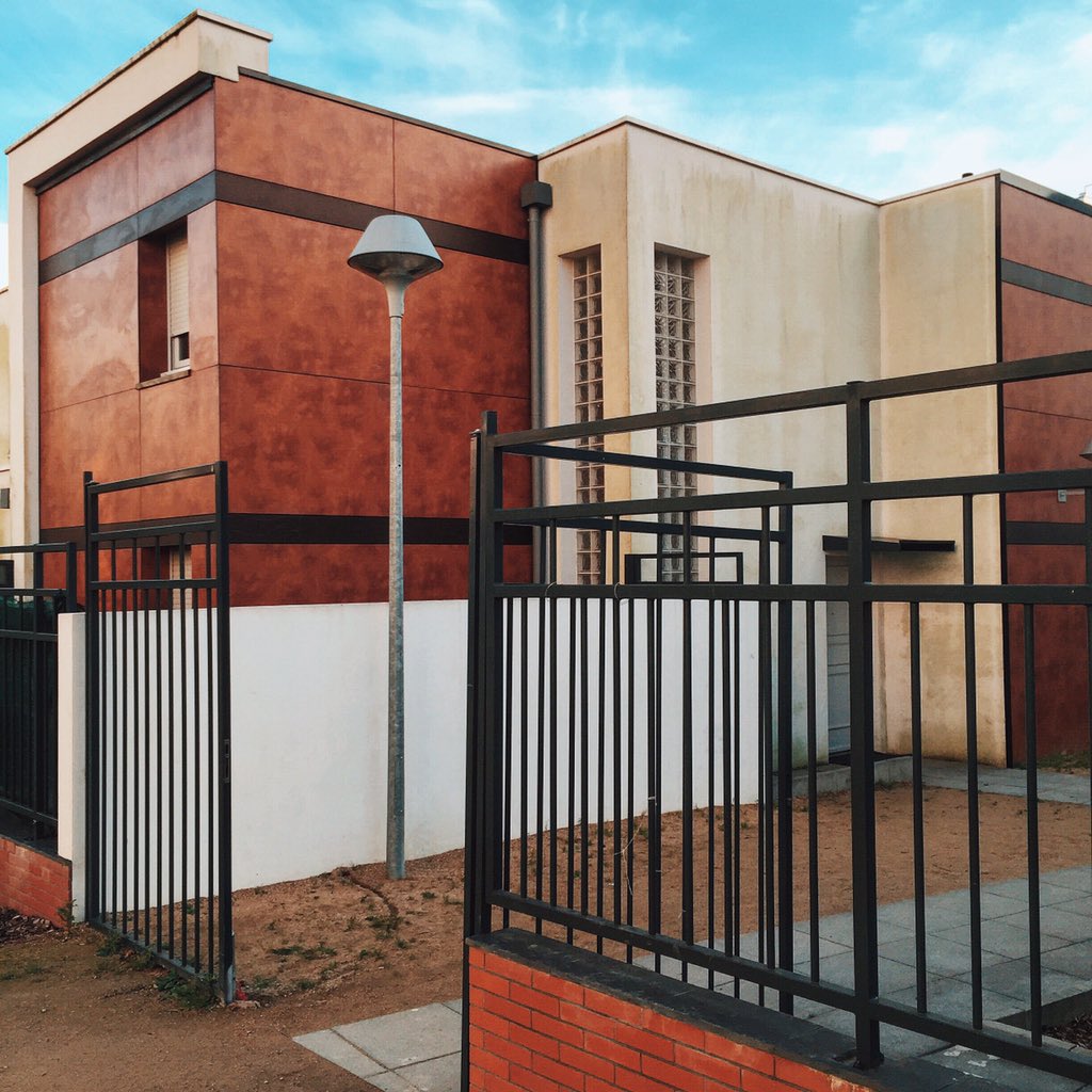LydieBonhomme's tweet image. 📷 Angers / #visualarchitecture