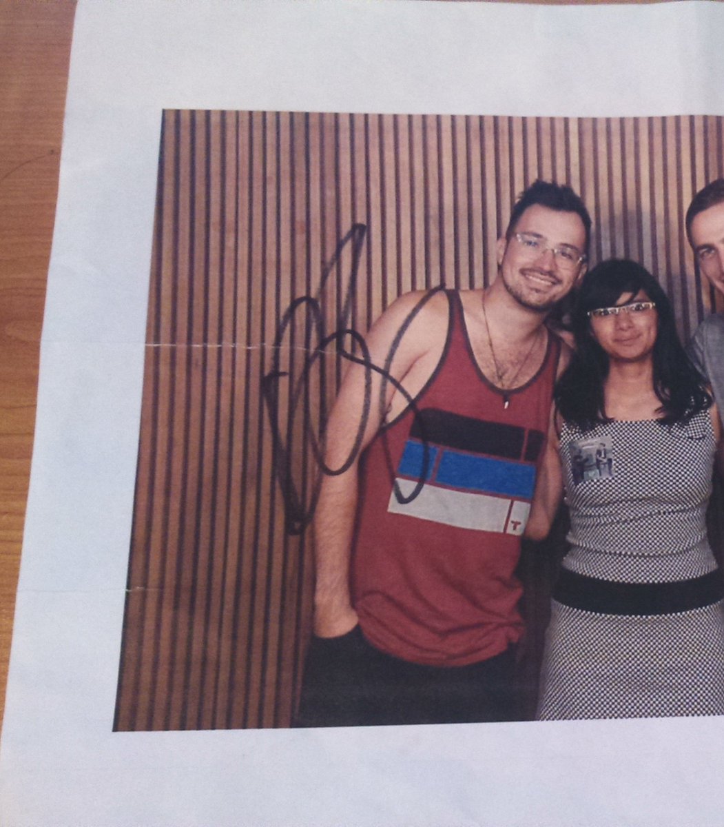 BrendaOrtiz_05's tweet photo. The best idol of the world ๐๐ @dbeltwrites #WeAreHeffronDrive https://t.co/VpGM9CH94G