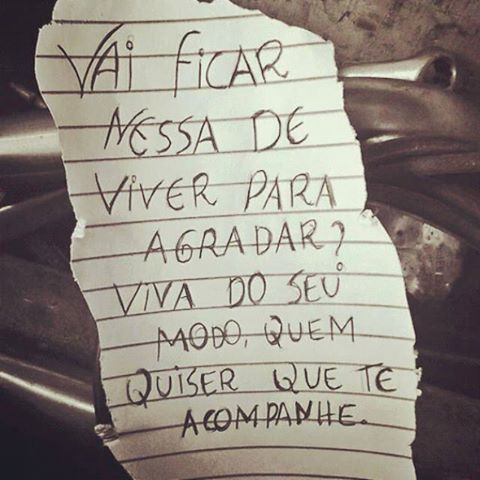 laura_v1's tweet photo. #BomNoite https://t.co/OcGqgJk80P