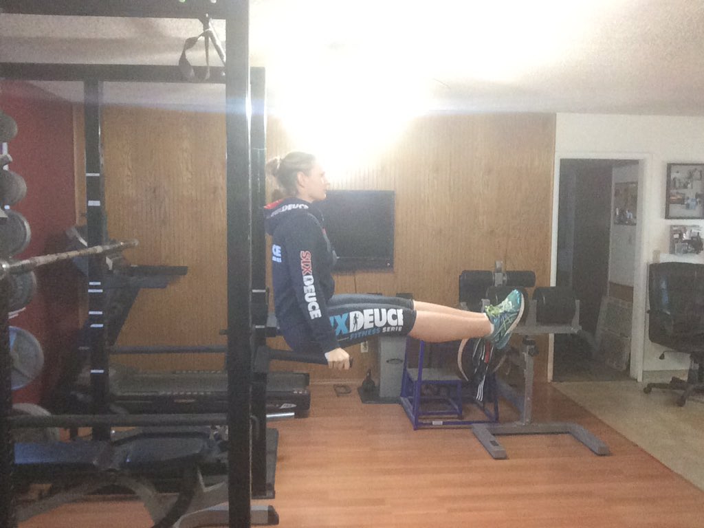 chexyourself's tweet photo. Using my new dip bars. Thanks @elitefts !! https://t.co/2l9u8GFVbZ