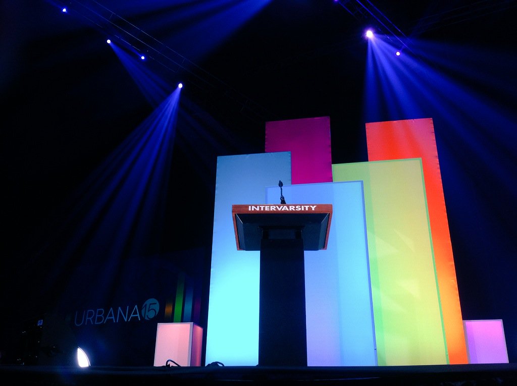 Excited for Francis Chan this evening. #Urbana15