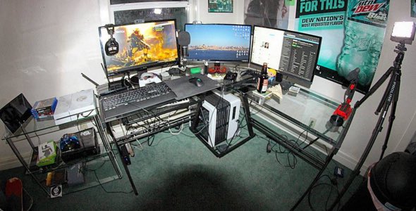 ShareSetups's tweet image. Such a nice setup!! @ShoutGamers @GamerRTer @ShoutRTs @1RTer