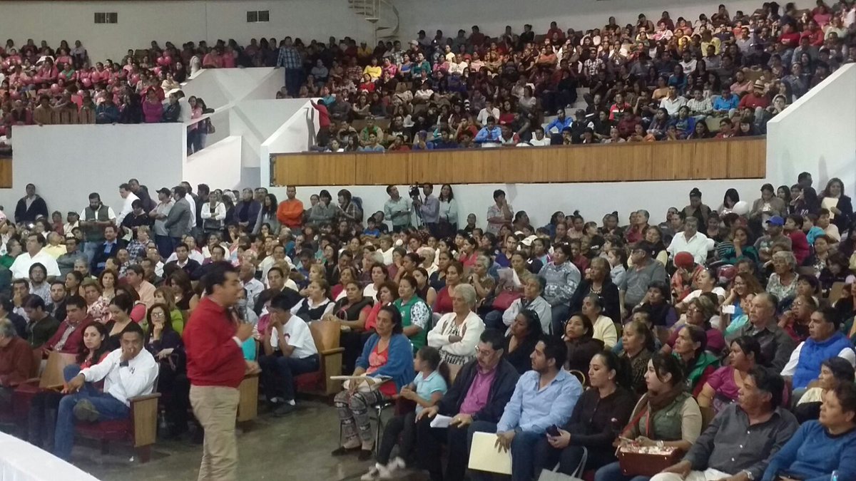 manuelherrera1's tweet photo. Los gobiernos del #PRI trabajan priorizando en el bienestar de la ciudadanía ¡Gobernamos con resultados! https://t.co/bxZtcJc0uB