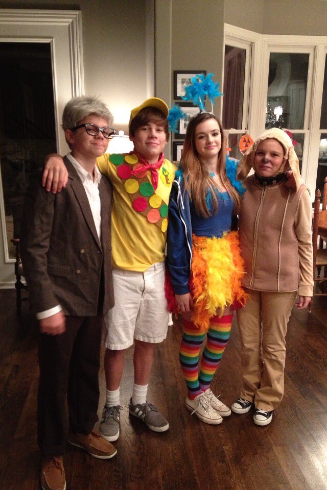 Happy birthday catherine & Ross lynch hahah I love u cat   