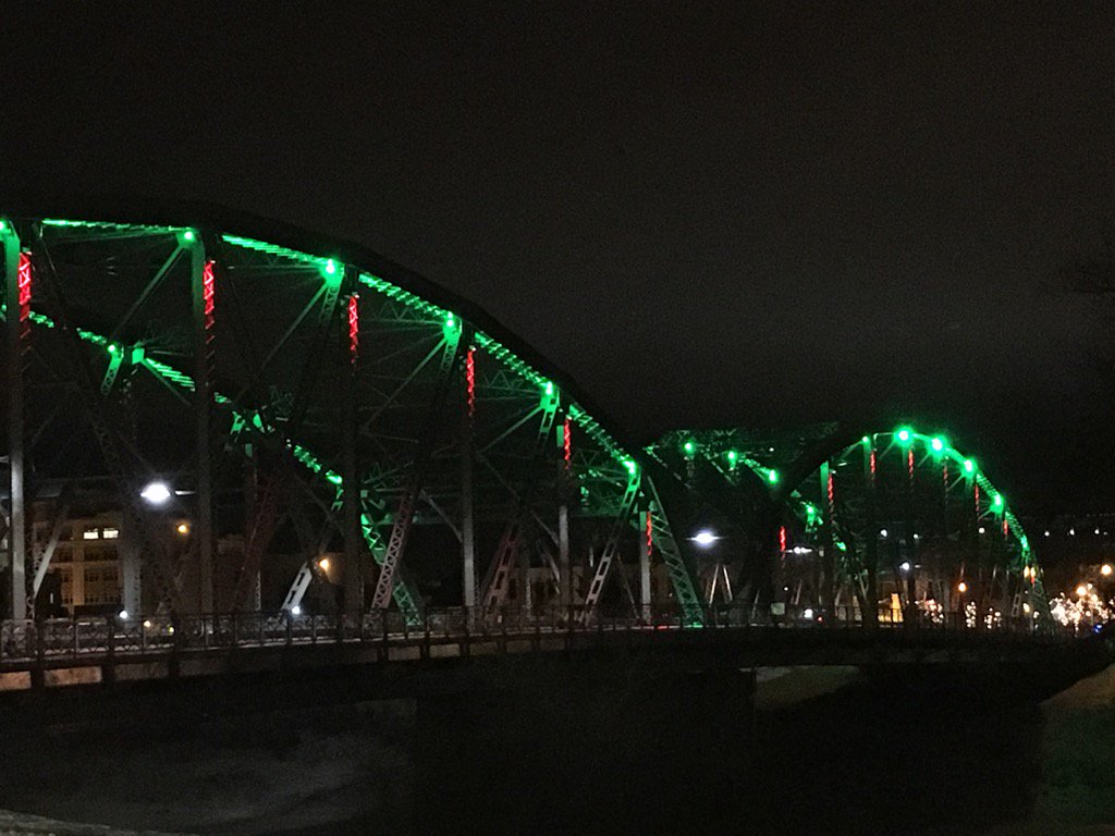 jdfarmernd's tweet image. Merry Christmas from GF/EGF!

#CoolLights