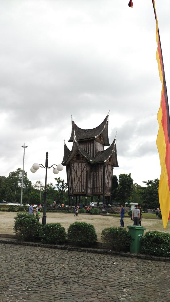 mahmara's tweet photo. Istana Pagaruyung #RaunKaMinang @NewId42ner https://t.co/rrmQQXkS5l