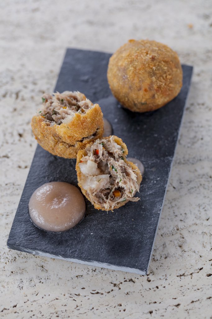 mikereidchef's tweet photo. Pigs Head Croquettes | Spiced Apple @m_winestore #Tapas #wine #raisingthesteaks #london #restaurants #MVictoriaSt https://t.co/oMuEAMsv6R