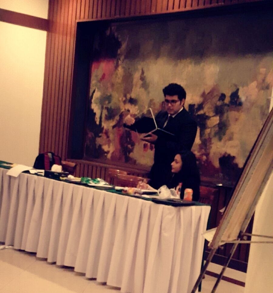 PIMUNconference's tweet photo. Pimun gazette in its way, feeling excited 😀 #pimun15 #commiteesessions https://t.co/T6XW6mVAnx