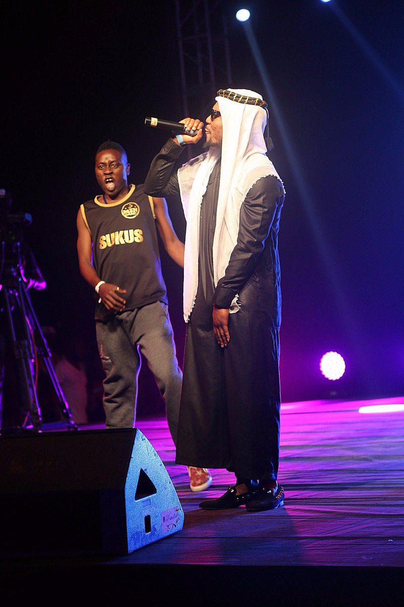 bhmng's tweet image. .@oritsefemi delighting music fans at #HeadiesNomineesConcert. #AboutLastNight