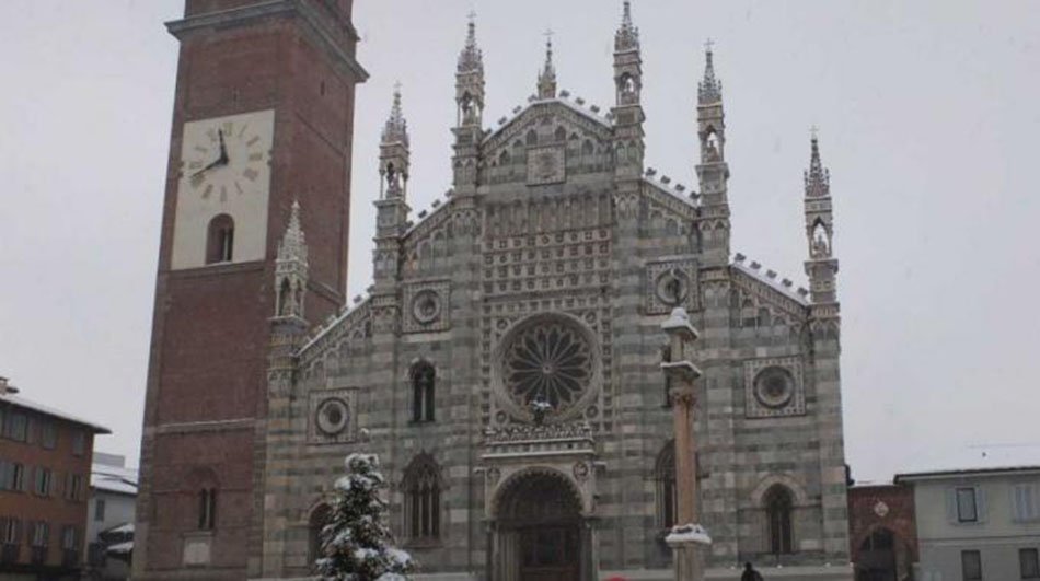 BrianzaPost's tweet photo. ARRIVA LA NEVE A MONZA E IN BRIANZA https://t.co/bq2wd4Kuku https://t.co/hLJIOXQA1X
