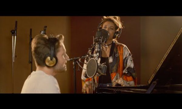 @talofficial invite <a href="/MathCamby/">Mathieu Canaby</a> pour une magnifique reprise actuanews.fr/Tal-invite-Mat…