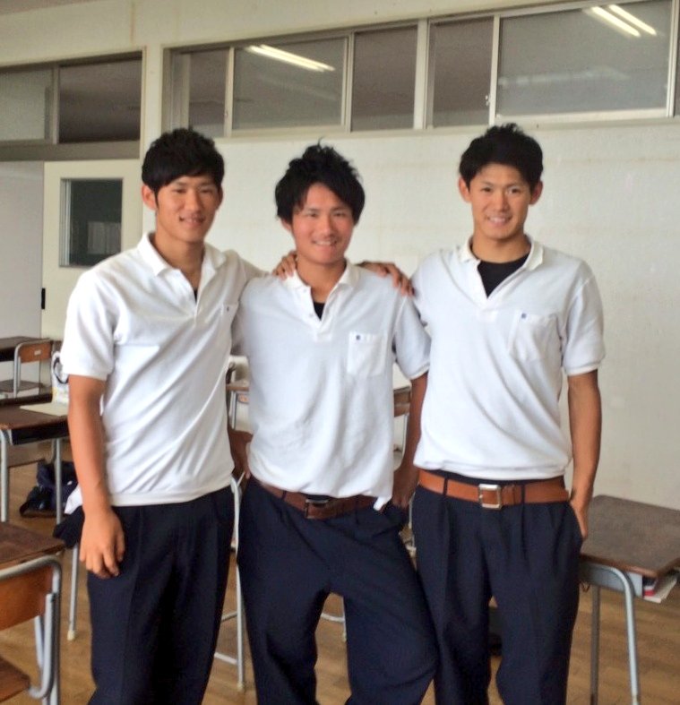 SenpaiUnagipai's tweet photo. @KzInr かずまおめでと
兄弟げんかとかこれからもするとおもうけど3人仲良くやってくか https://t.co/VTWVza29u5