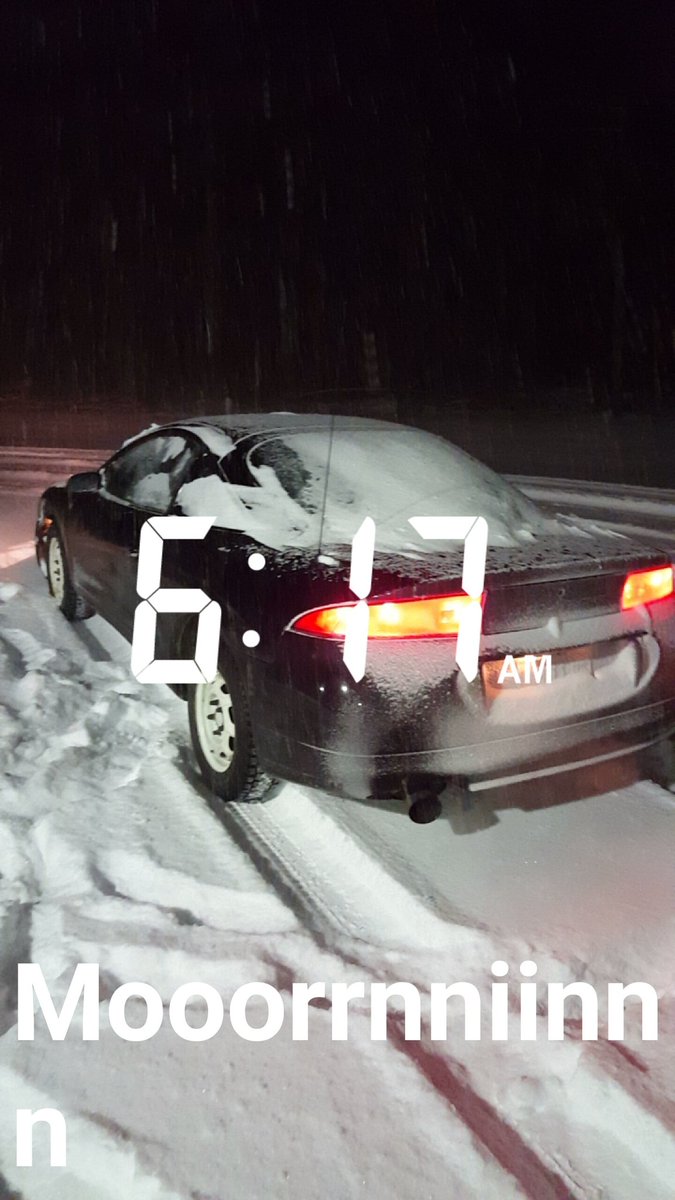 ZackeryParkah's tweet photo. #Firstsnow2015 https://t.co/IqOKNKLXpn