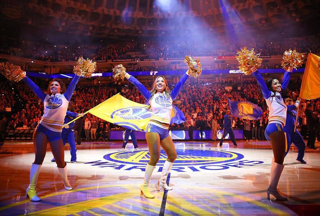 warriorsselfie's tweet photo. @808leah @shaunainthevalley @jackie_roseee_ @gswdanceteam #warriorsdanceteam #dubnation #warriorsground #goldenstat… https://t.co/rFEMA3JozV