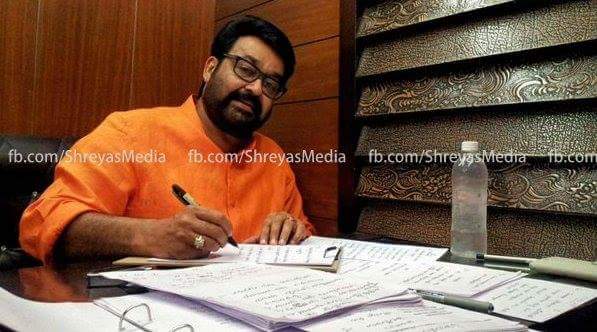 MediaShreyas's tweet photo. #mohanlal learns telugu for his upcoming film.
#Respect https://t.co/S6fhoYhkJn