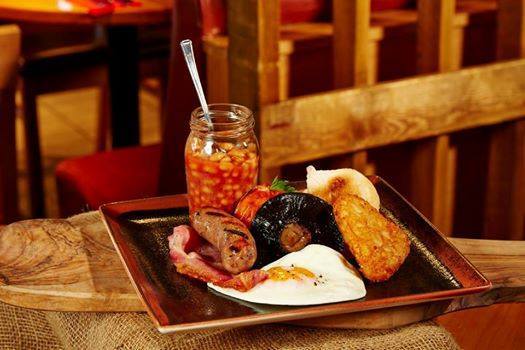 coalkitchenuk's tweet photo. Breakfast is served! #yum #theonlywaytostarttheday https://t.co/vlHYkNMwRr