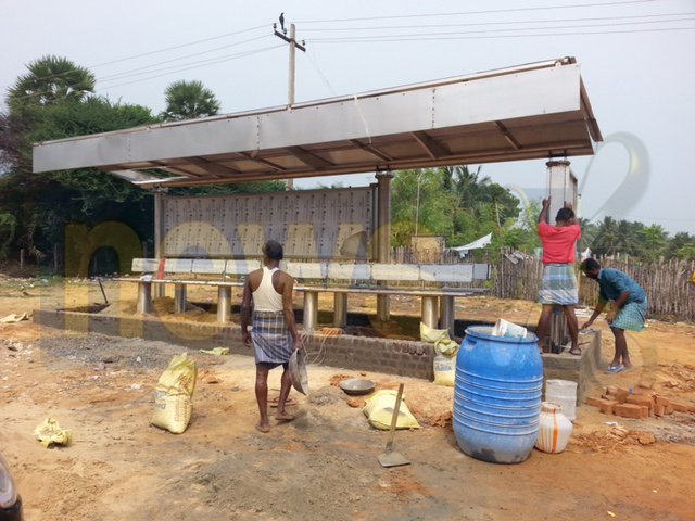 NewsX's tweet photo. #RespectKalam: Tamil Nadu CM Jayalalithaa wakes up to #NewsX campaign. Fencing work has begun at Dr Kalam's memorial https://t.co/c2qJuoWUSy