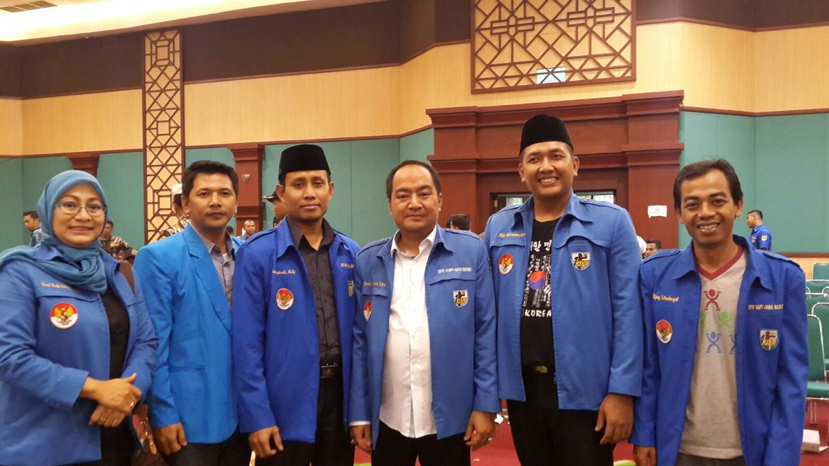 Menghadiri Pelantikan DPD knpi Kab. Bogor..
Mantap Pemuda..
Salam..