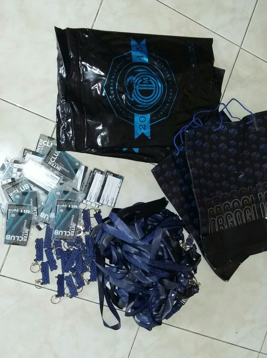 Paket ICC sudah sampai. Mau dibilah-bilah dulu. Info pembagian ntr ane kabarin