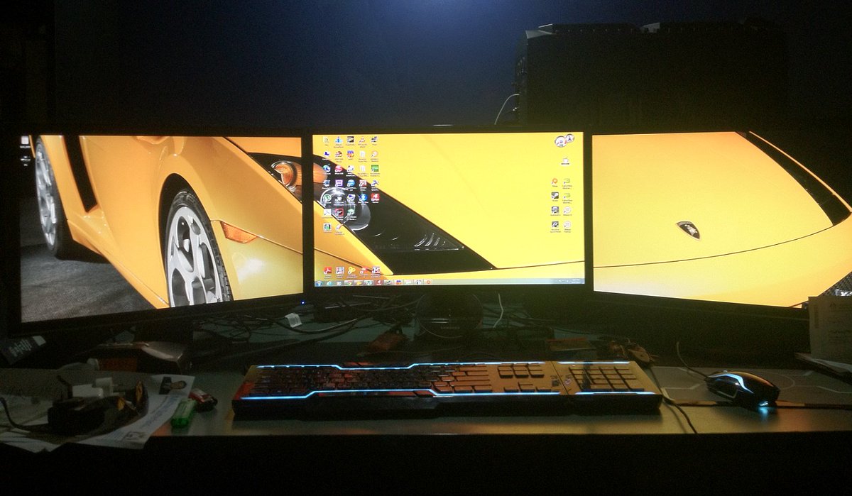 alpha2009's tweet image. @thenosleeptv my pc setup