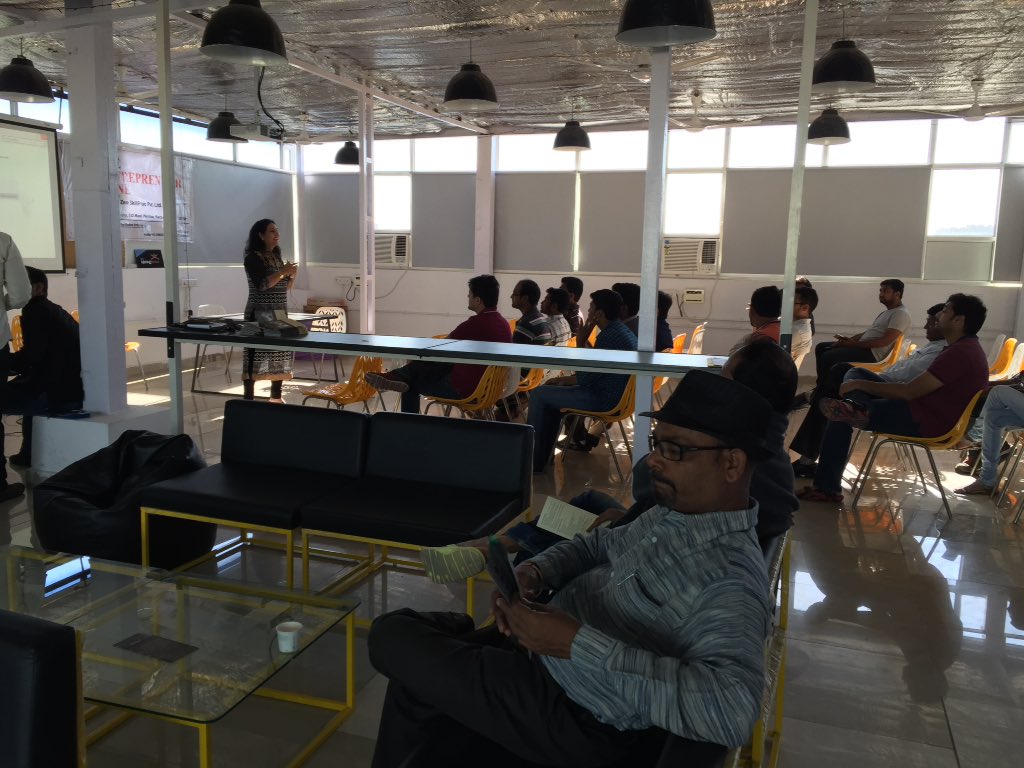 teztalks's tweet image. #Kick #Start your #Business by @nanditasethi1 @NinjaGandhi | Partners @91springboard #Hyderabad | #Venture #Startup