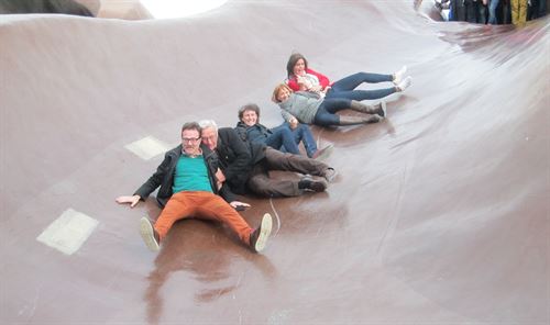 EPturismo's tweet photo. El alcalde de Valencia apuesta por que los turistas conozcan la aventura de Gulliver https://t.co/IHj1nDL2Ib https://t.co/oBbY1DkLBD