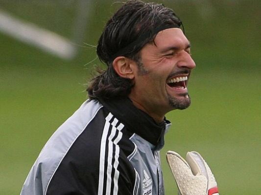 IconSignatures's tweet image. RIP Pavel Srnicek #pavelisageordie #RIPPav #NUFC #BPL