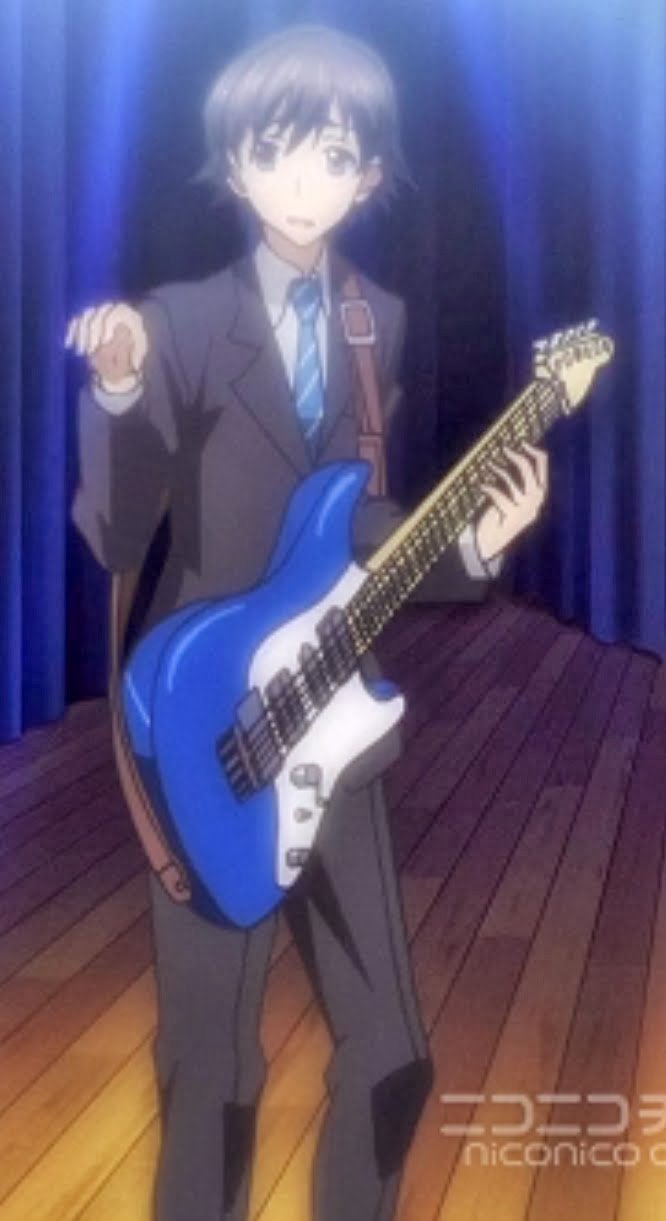 徳永文人 A K A Rocky White Albi Um2 アニメ版北原春希の使ってたschecter Sd 2 22が届いたゾーン さて次は制服だ T Co Isnnxr9rcn Twitter