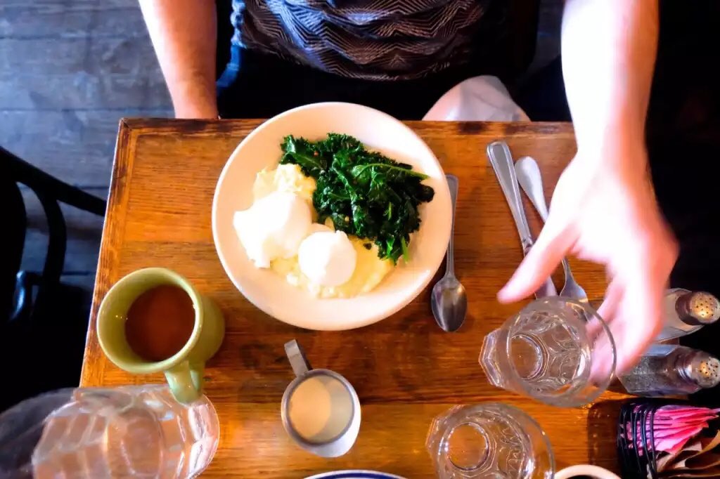 This #TravelTuesday take a trip to <a href="/TutusBrooklyn/">Tutu's Brooklyn</a> emmainks.com/2015/12/29/tra… #fdbloggers <a href="/UKBloggers1/">UK Bloggers</a>