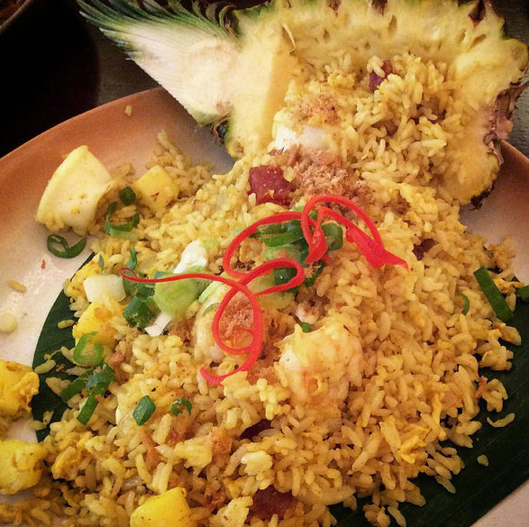 What a delicious Pineapple Fried Rice at <a href="/seriburasa_id/">SERIBU RASA</a>! The small pieces of pineapple were so crunchy and sweet!