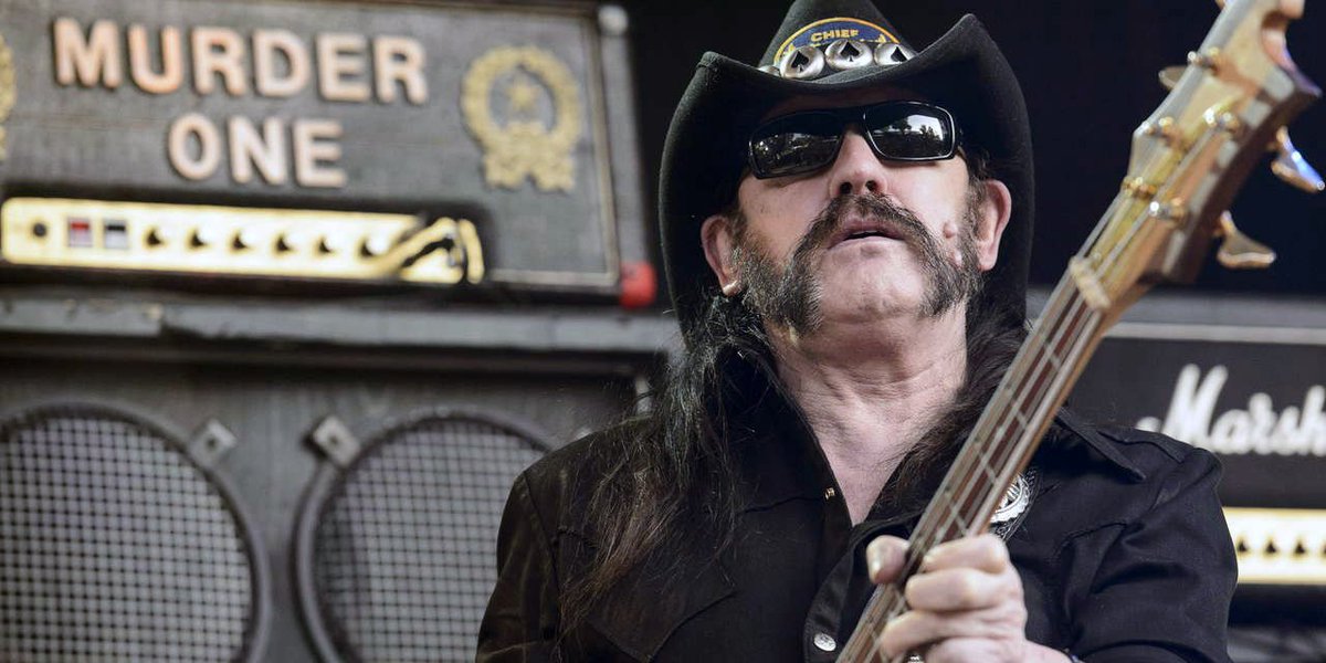 66BrasilFM's tweet photo. Vocalista e baixista do Motorhead, Lemmy Kilmister morre de câncer aos 70 anos: https://t.co/vkCud1dsUz https://t.co/yfnQmZZnzh