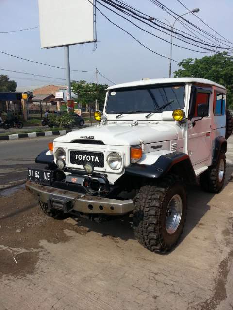 Hartop th 1979 bensin tinggal pake kaki bagus ban gede harga Rp 100jt minat call 081210301594