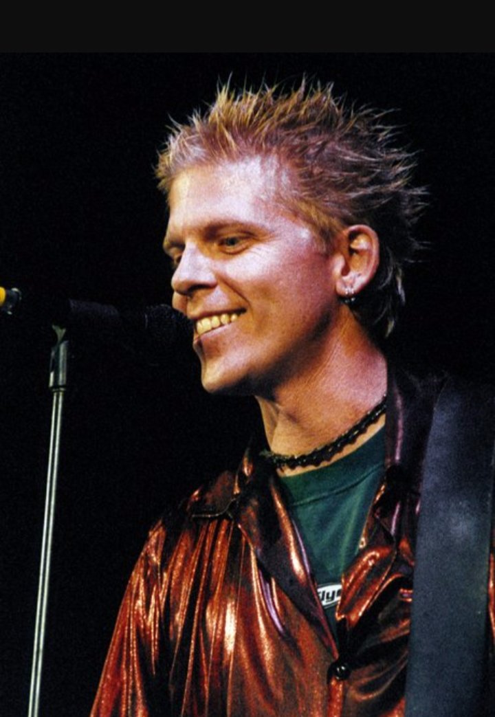 Happy Birthday Dexter Holland! 