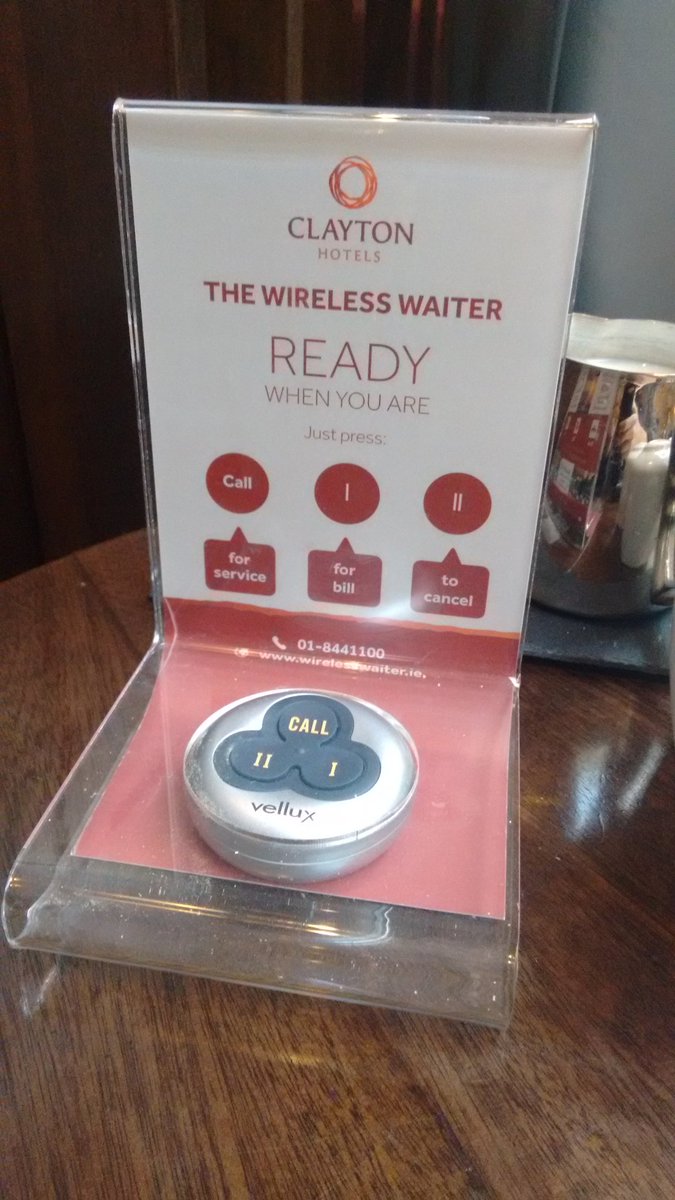 Giddyupskit's tweet photo. "Saying the service is slow in here" still applies https://t.co/FbUYEMgOij