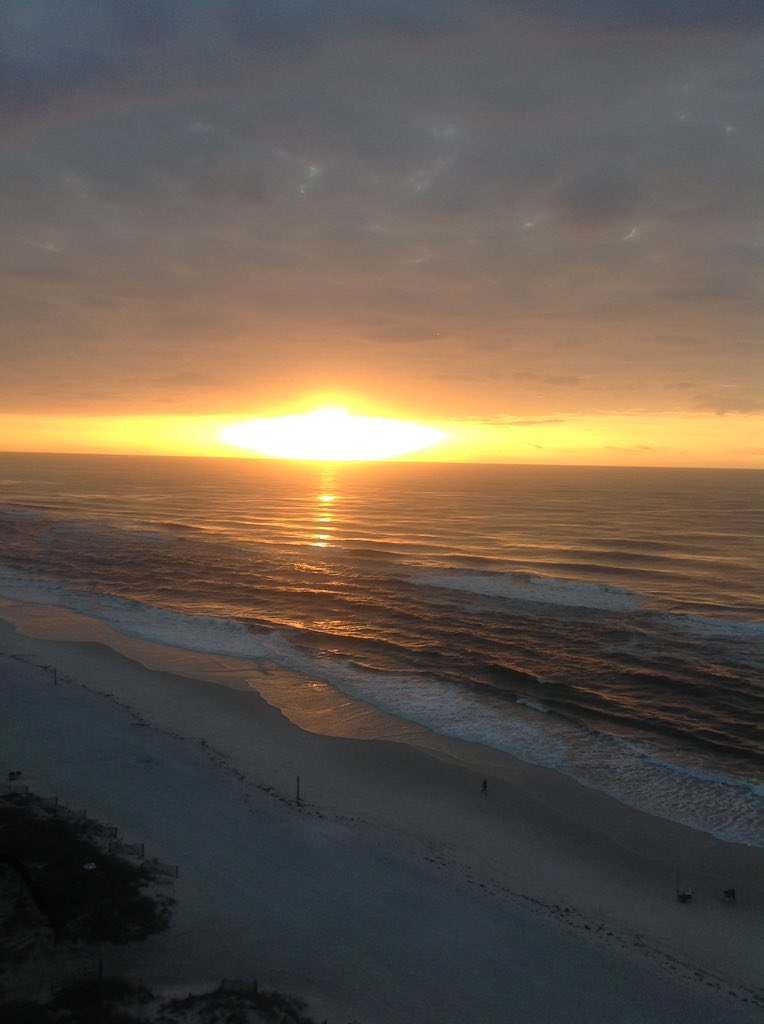 cindi1108j's tweet photo. @spann @Ginger_Zee @weartv @City_GulfShores better morning today in Gulf Shores AL https://t.co/9Ue1OCt0WB
