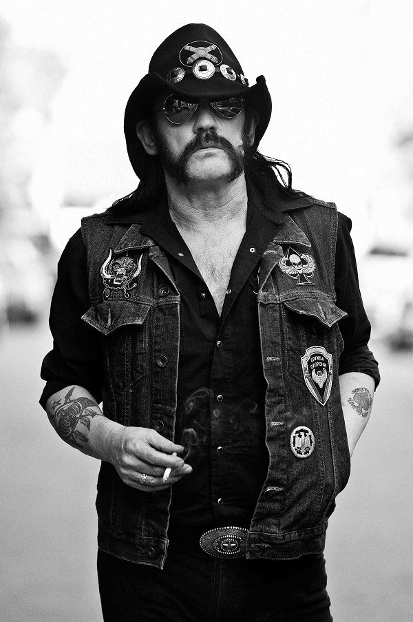 tunespeak's tweet image. R.I.P. Lemmy Kilmister
"If you think you are too old to Rock 'N Roll then you are."