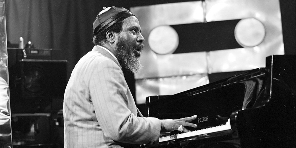 Маленький телониус монк. Телониус монк (thelonious monk). Телониус монк (thelonious monk). Телониус монк джаз. Телониус монк.