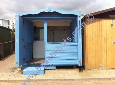 BeachHutsCom's tweet photo. Updated Rent #BeachHut Listing #LowWall #FrintononSea #Essex VIEW HERE>https://t.co/XxaUD09Lmb https://t.co/uq73WUpqQ2