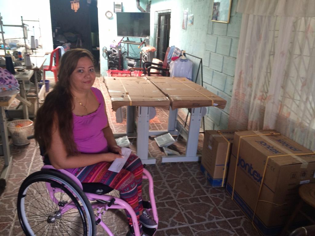 equidadmujer's tweet photo. Unidades productivas de mujeres de Lebrija y @Bucaramanga recibieron insumos para su fortalecimiento @GobdeSantander https://t.co/us7XtDTSF0