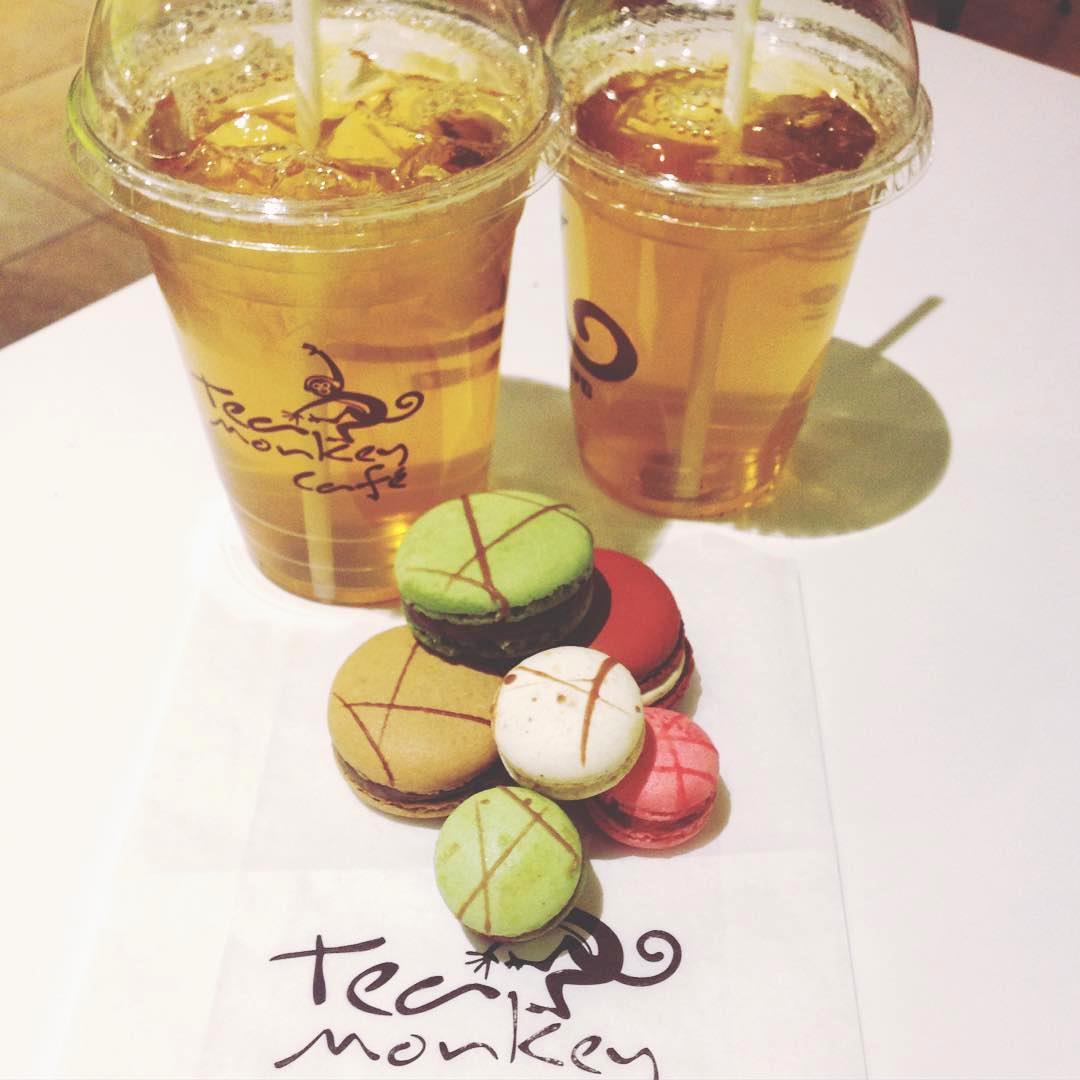 TheCupStore's tweet photo. #Macarons anyone? :) - spotted at @TeaMonkeyCa @CFFairviewMall https://t.co/K9HiqXy7Hr