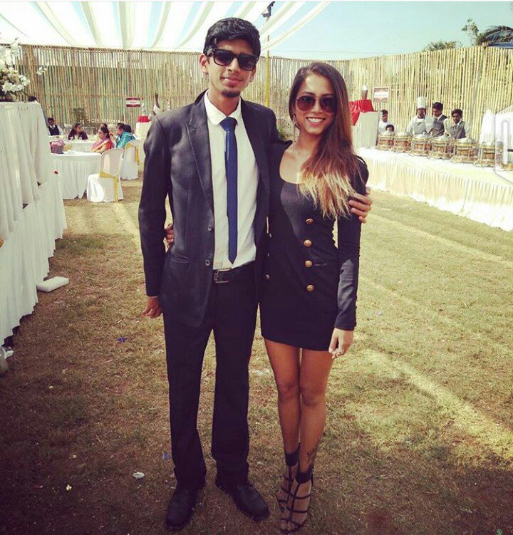 NiMmi_FC's tweet photo. @samenthaf with @djjeremyrana hw cute dey look😘😘😘😘 https://t.co/b8Jqx6KY32